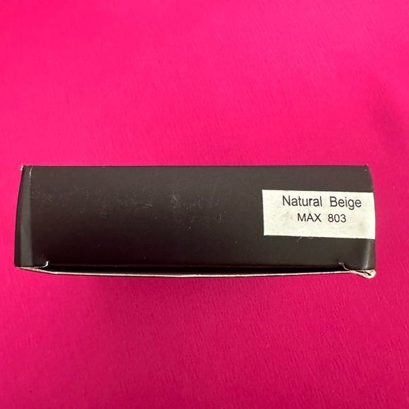 THE MAXIMUM MAX - Natural Beige Press Powder Compact with mirror! Net wt… - Picture 3 of 5